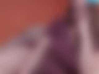 Lona Pounder's Live Sex Cam Show