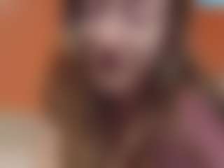 Lona Pounder's Live Sex Cam Show