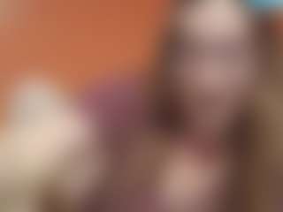 Lona Pounder's Live Sex Cam Show