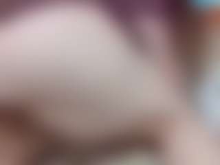 Lona Pounder's Live Sex Cam Show