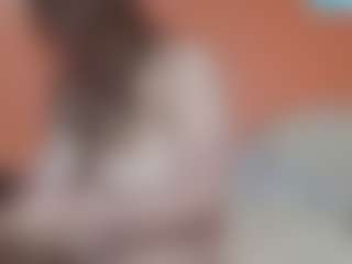 Lona Pounder's Live Sex Cam Show