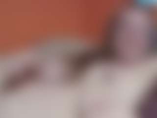 Lona Pounder's Live Sex Cam Show
