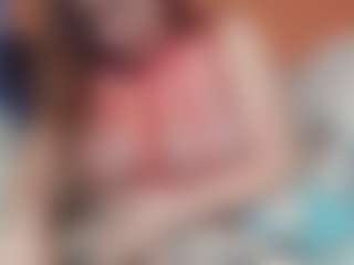 Lona Pounder's Live Sex Cam Show