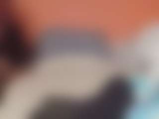 Lona Pounder's Live Sex Cam Show