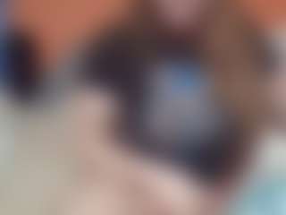 Lona Pounder's Live Sex Cam Show