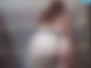 Lona Pounder's Live Sex Cam Show