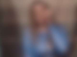 Lona Pounder's Live Sex Cam Show