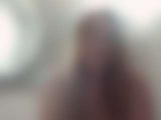 Lona Pounder's Live Sex Cam Show
