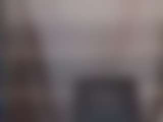 Lona Pounder's Live Sex Cam Show