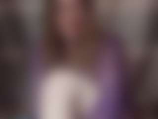 Lona Pounder's Live Sex Cam Show