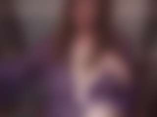 Lona Pounder's Live Sex Cam Show