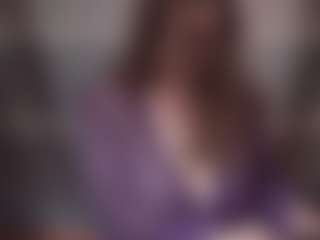 Lona Pounder's Live Sex Cam Show