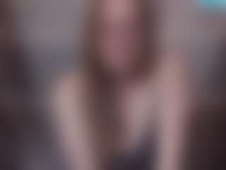 Lona Pounder's Live Sex Cam Show