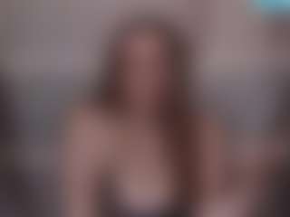 Live cam show with Lona Pounder - Public on fapnchat
