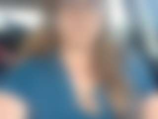 Live cam show with Lona Pounder - Drinking on Camsoda