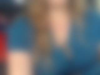 Lona Pounder's Live Sex Cam Show