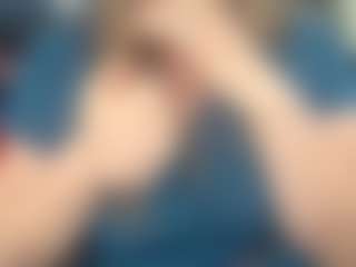 Lona Pounder's Live Sex Cam Show