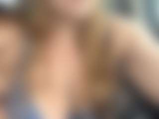 Lona Pounder's Live Sex Cam Show