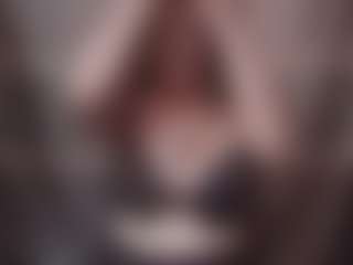 Lona Pounder's Live Sex Cam Show