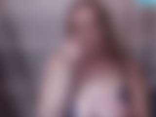 Lona Pounder's Live Sex Cam Show
