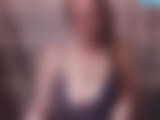 Lona Pounder's Live Sex Cam Show