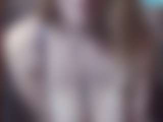 Lona Pounder's Live Sex Cam Show