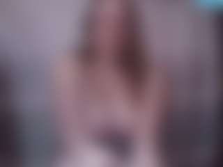 Lona Pounder's Live Sex Cam Show