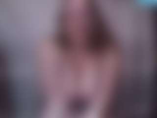 Lona Pounder's Live Sex Cam Show