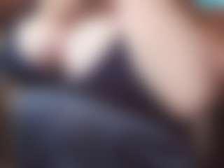 Lona Pounder's Live Sex Cam Show