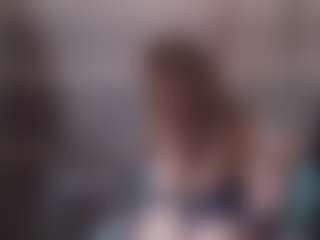 Live cam show with Lona Pounder - Public Toys on SinfulBabes