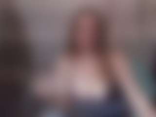 Lona Pounder's Live Sex Cam Show