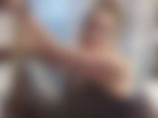 Lona Pounder's Live Sex Cam Show