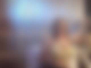 Live cam show with Lona Pounder - Fingering MILF on Cam Slut