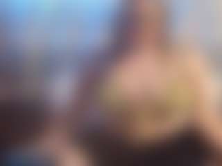 Lona Pounder's Live Sex Cam Show