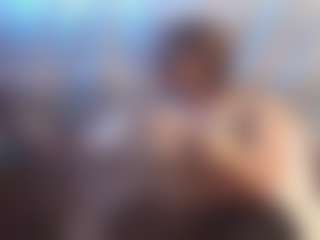 Lona Pounder's Live Sex Cam Show