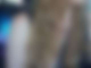 Live cam show with Lona Pounder - Dildo Or Vibrator on mypornchat.com