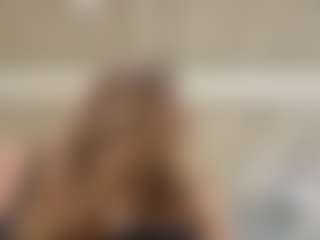 Lona Pounder's Live Sex Cam Show