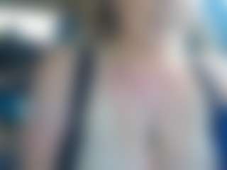 Lona Pounder's Live Sex Cam Show