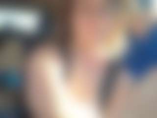 Lona Pounder's Live Sex Cam Show