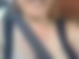 Lona Pounder's Live Sex Cam Show