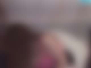 Lona Pounder's Live Sex Cam Show