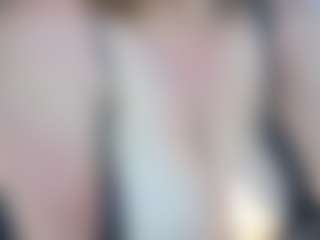 Lona Pounder's Live Sex Cam Show