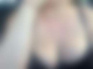 Lona Pounder's Live Sex Cam Show