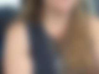 Lona Pounder's Live Sex Cam Show