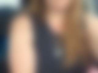 Lona Pounder's Live Sex Cam Show