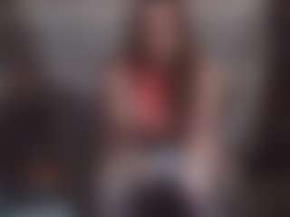 Lona Pounder's Live Sex Cam Show