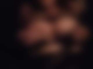 Lona Pounder's Live Sex Cam Show