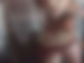 Lona Pounder's Live Sex Cam Show