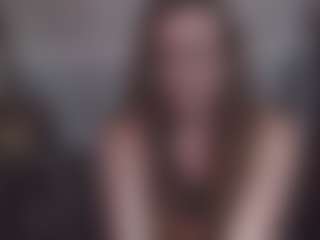 Lona Pounder's Live Sex Cam Show