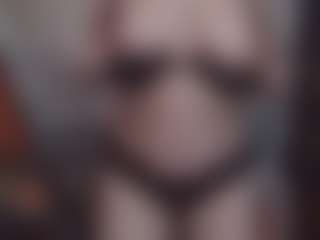 Lona Pounder's Live Sex Cam Show